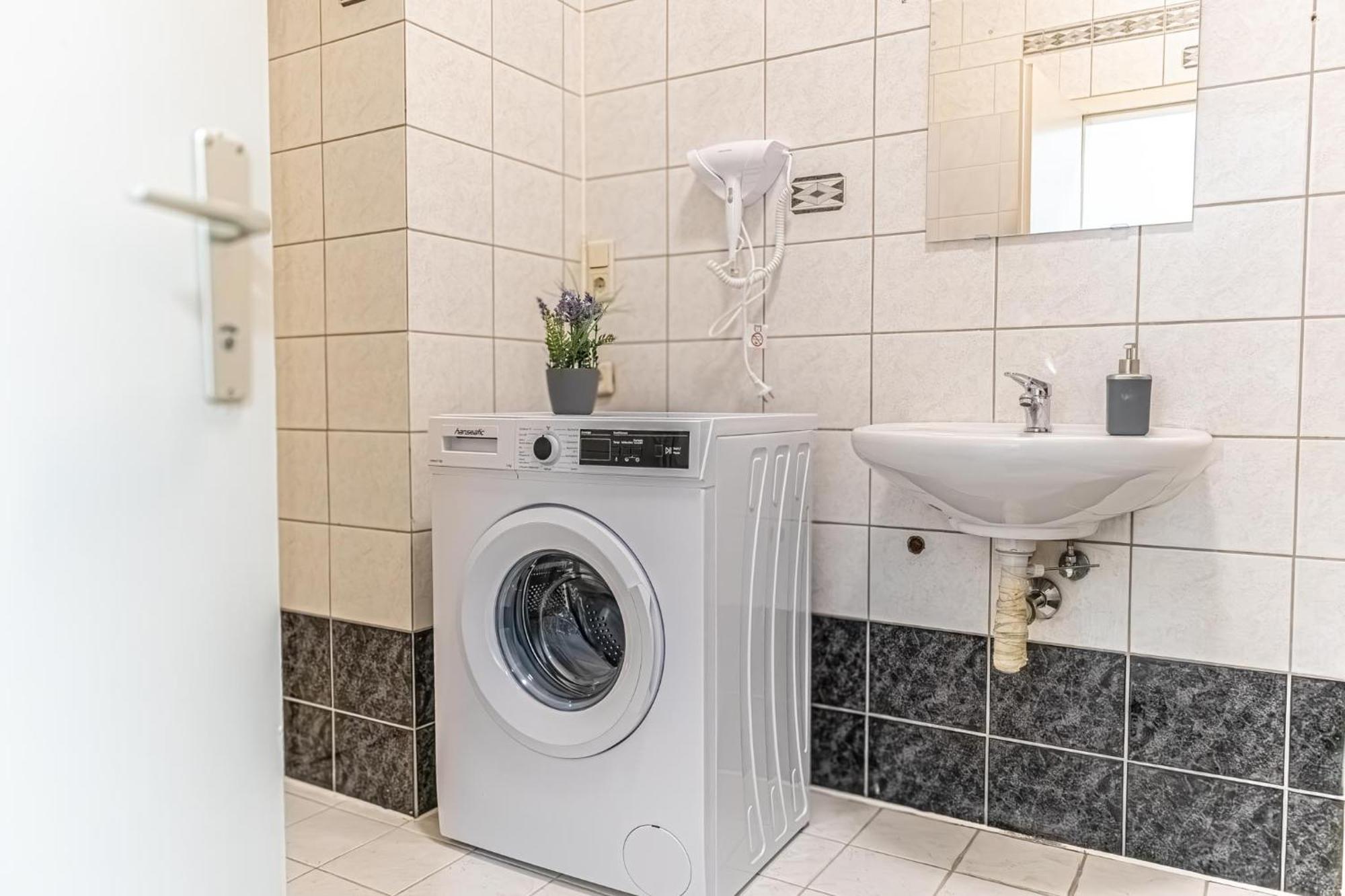 Spacious 2Br Apt -Near Wiener Stadthalle Burggassewiener Well Located المظهر الخارجي الصورة