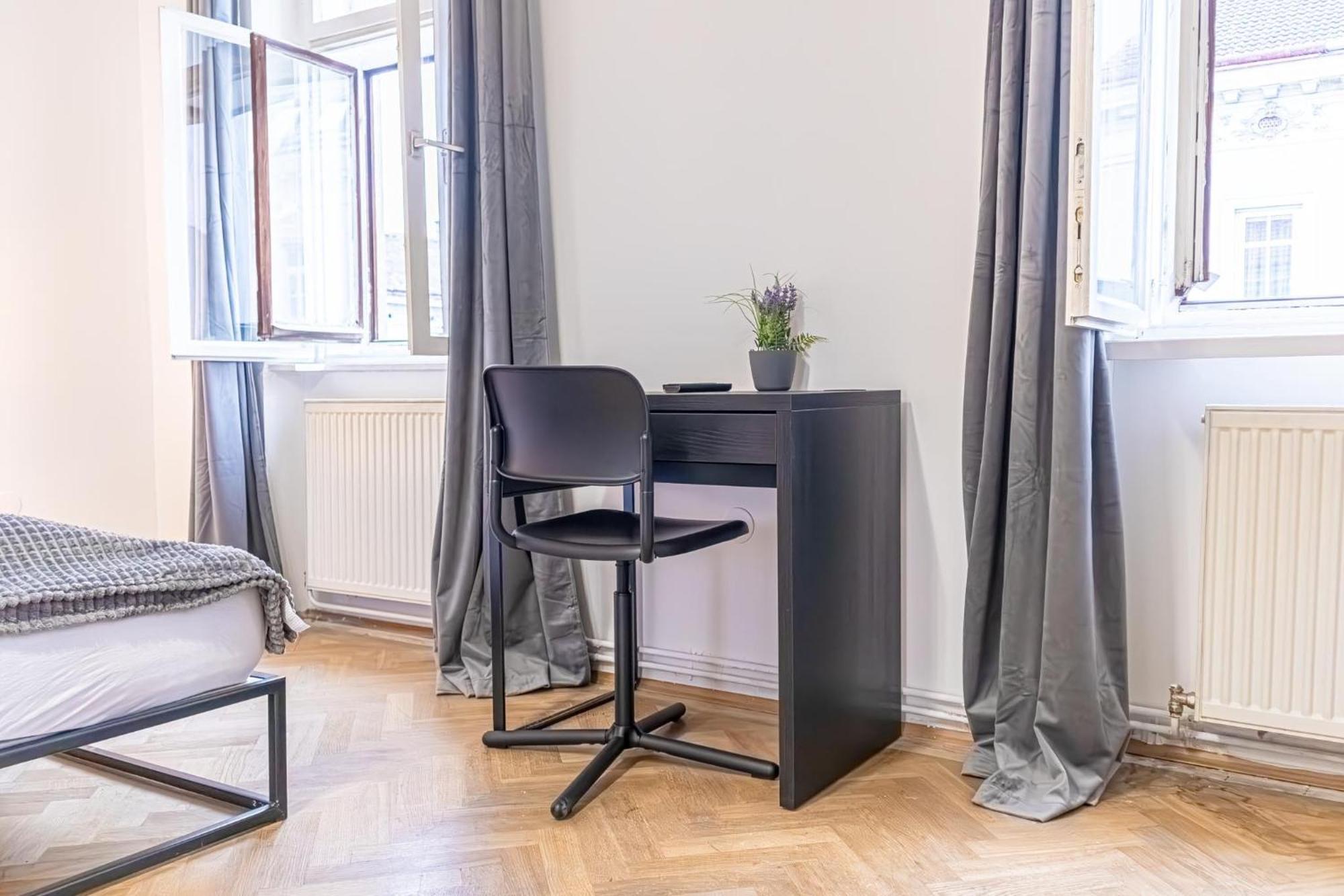 Spacious 2Br Apt -Near Wiener Stadthalle Burggassewiener Well Located المظهر الخارجي الصورة